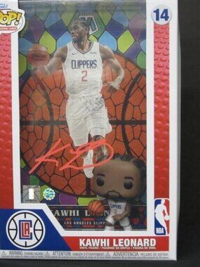 Kawhi Leonard signed Funko POP! #14 NBA Trading Cards PANINI Mosaic #14 w/COA